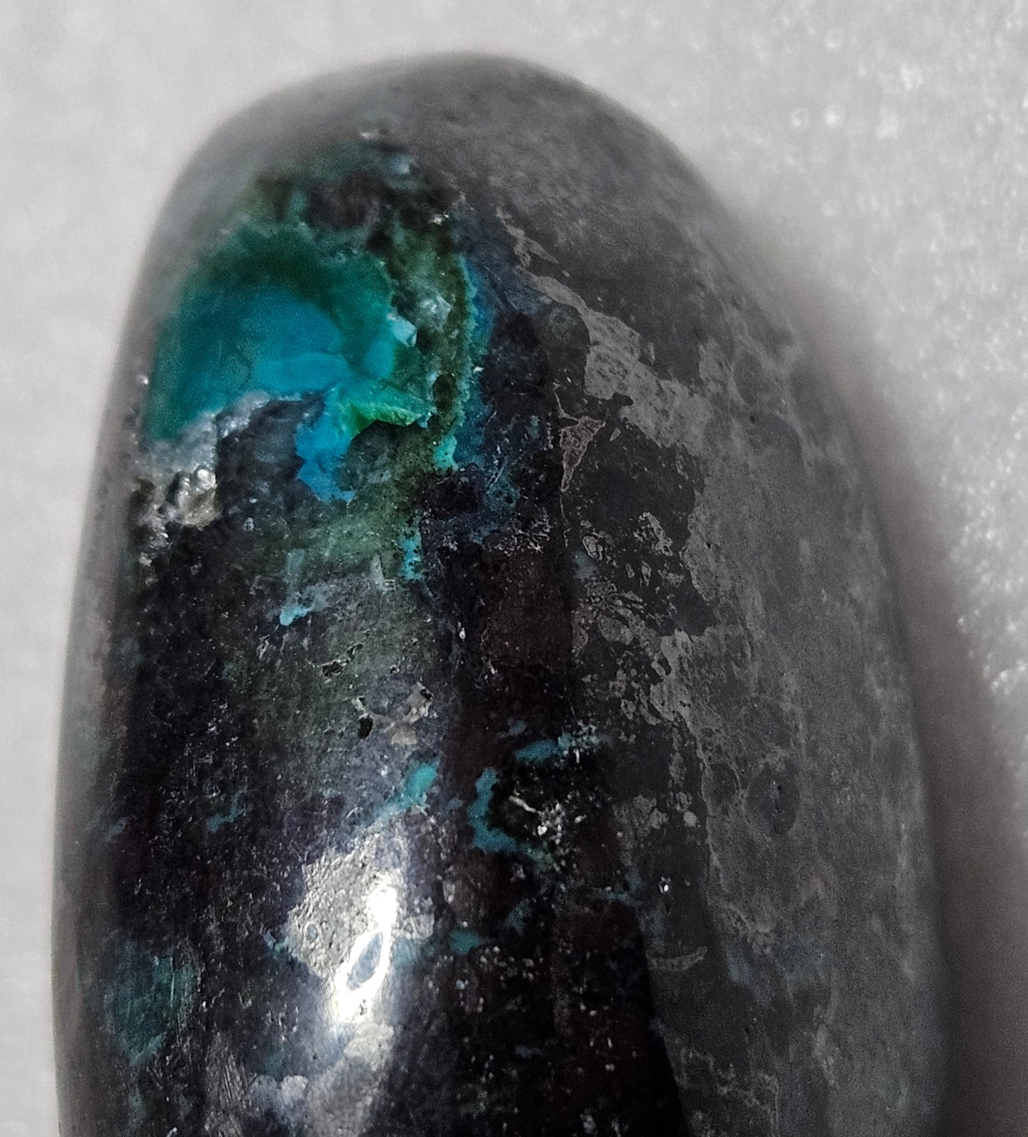 Spider Web Chrysocolla Stone (S)