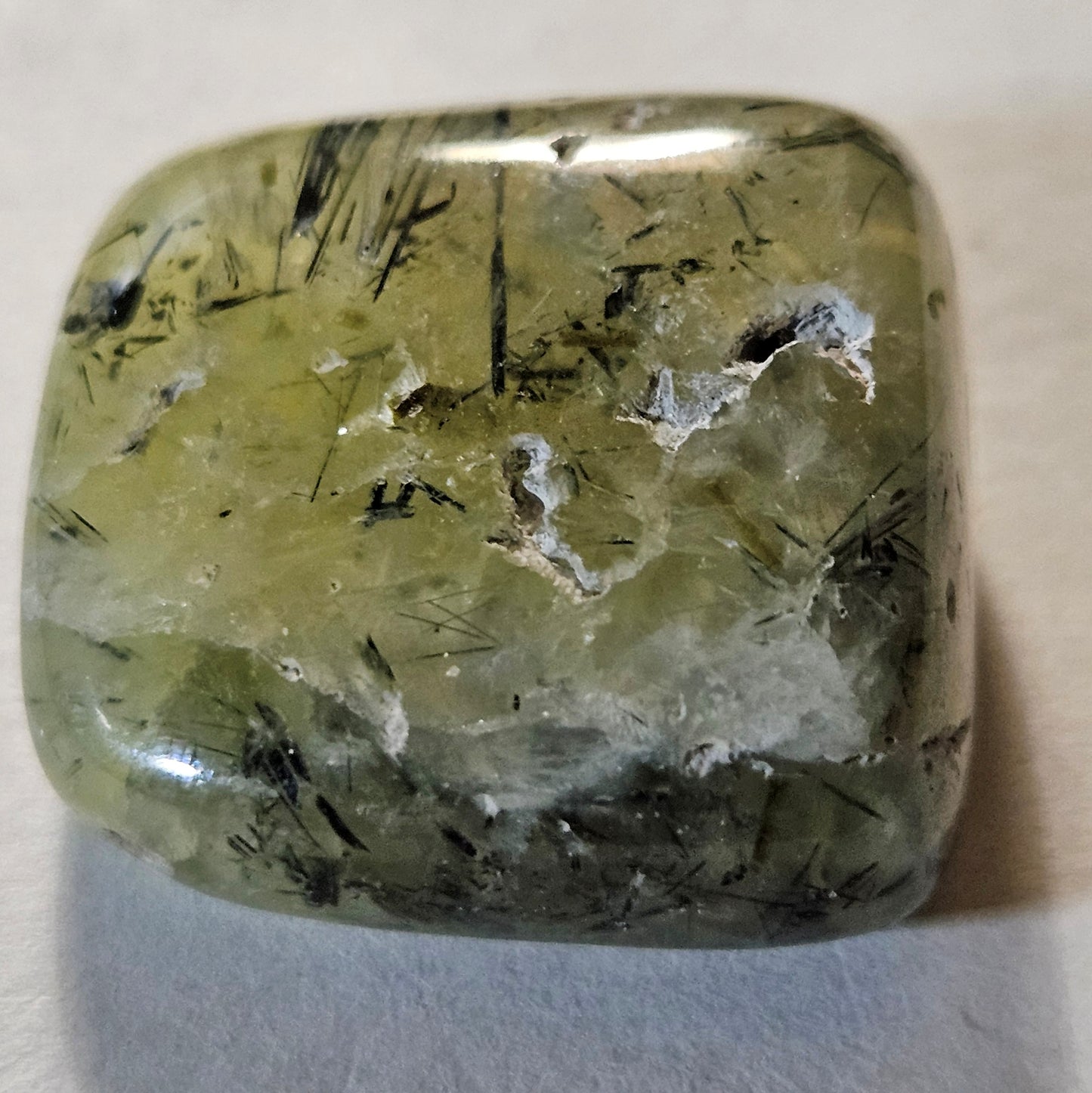 Prehnite Tumble Stone (M)