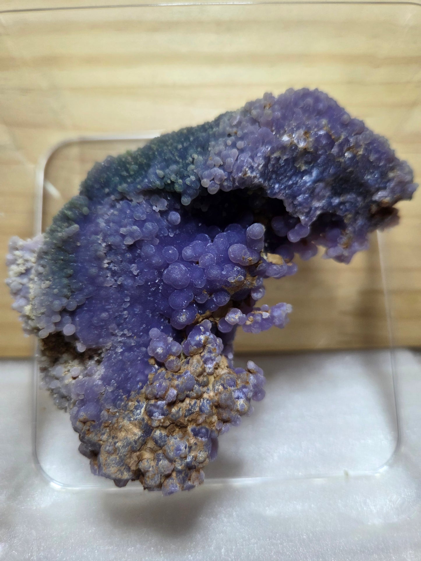 Grape Agate Cluster (Beautiful Cluster)