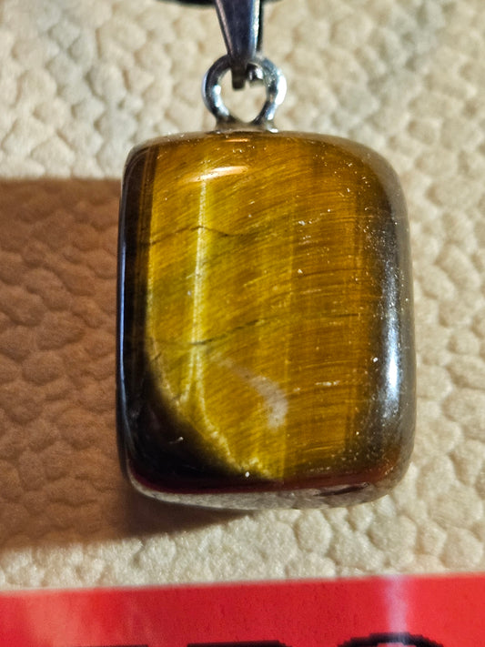 Tigers Eye Crystal Necklaces #1