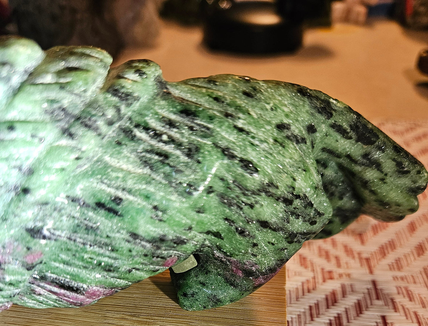 Ruby Zoisite Wolf - UV Reactive (Ruby)