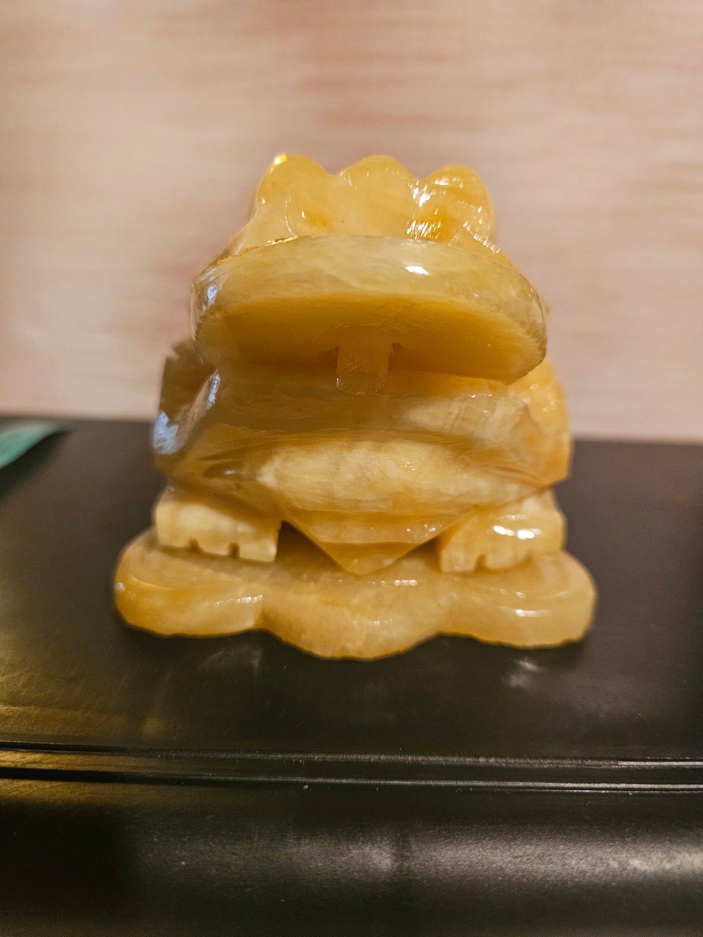 Yellow Calcite Lucky Money Frog (1)