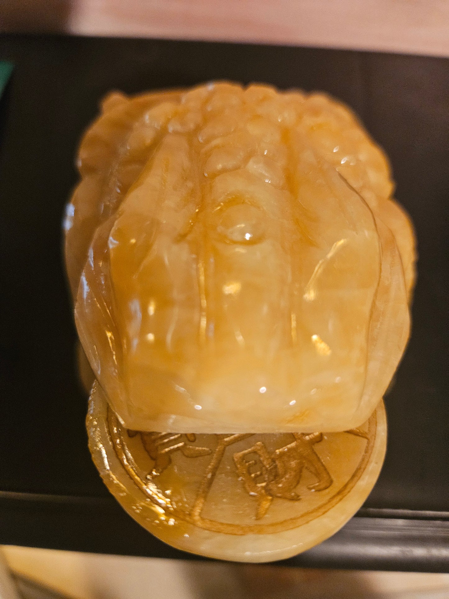 Yellow Calcite Lucky Money Frog (1)