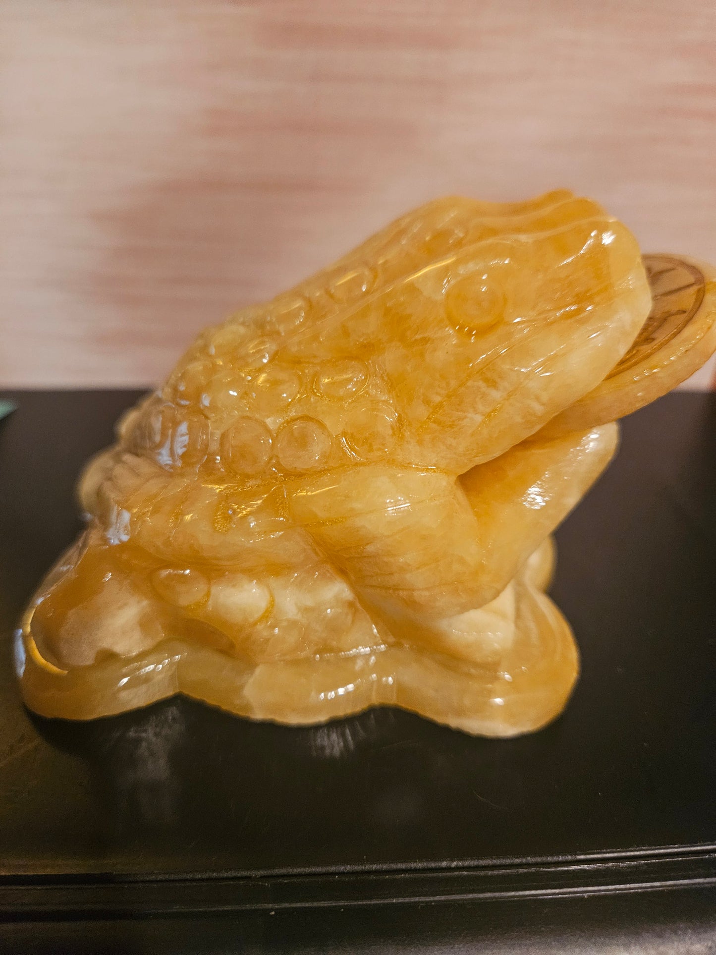 Yellow Calcite Lucky Money Frog (1)