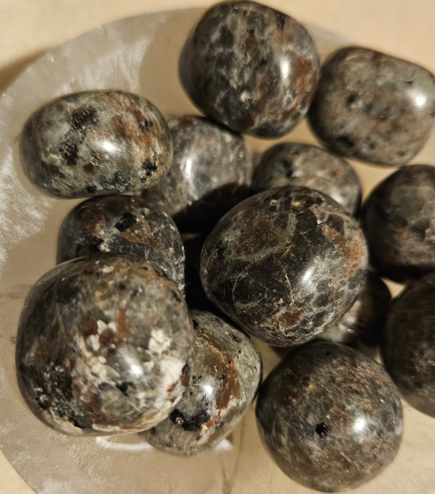 Yooperlite Tumble Stones (UV Reactive)