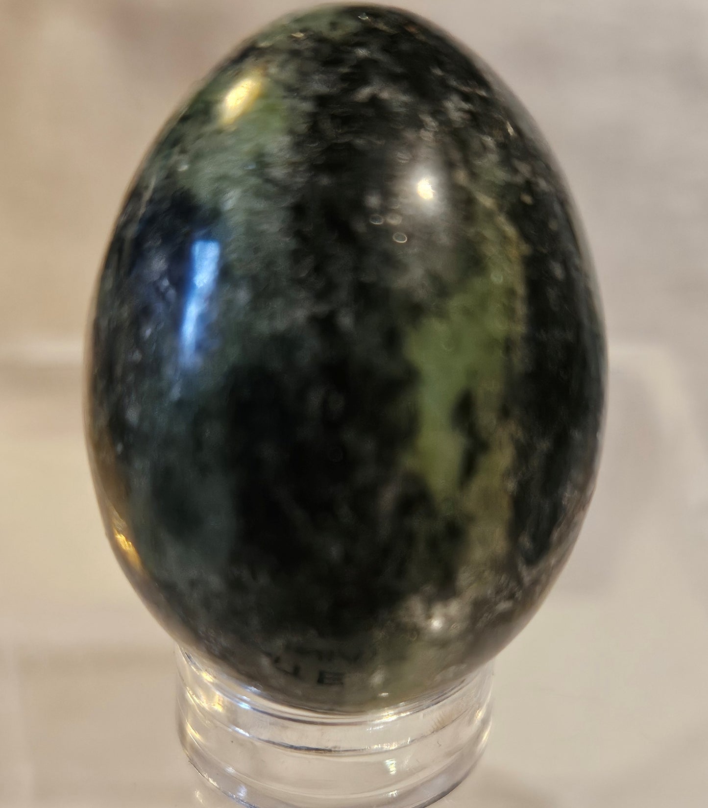 Ruby in Zoisite (Anyolite)[Egg] Tanzania, Africa