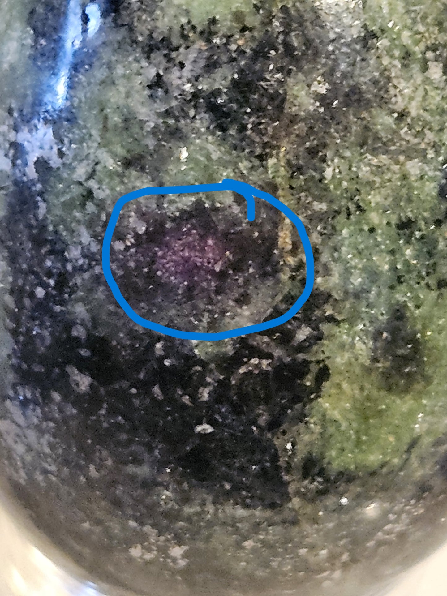 Ruby in Zoisite (Anyolite)[Egg] Tanzania, Africa