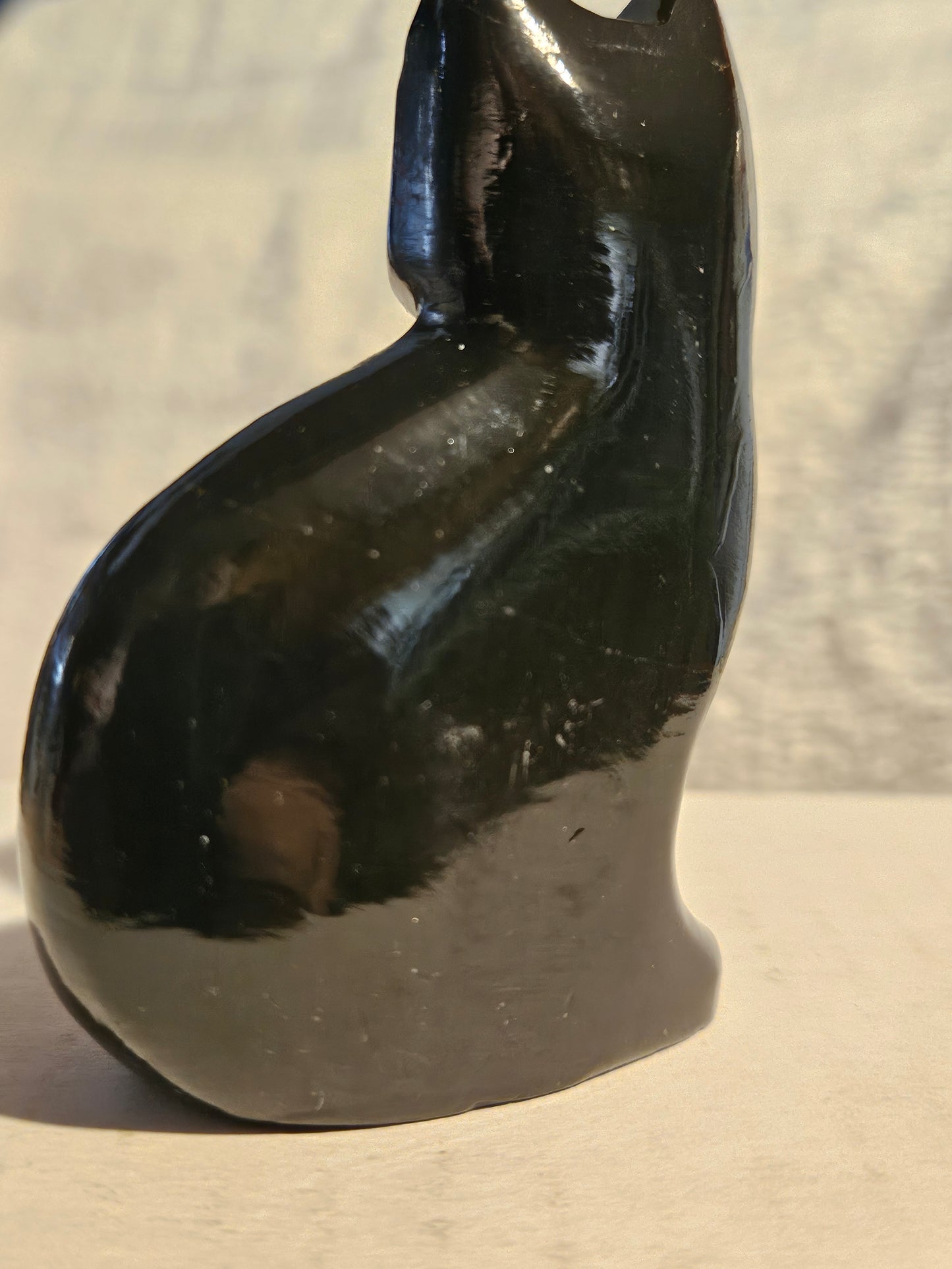 Black Onyx Cat [L] (Peru)