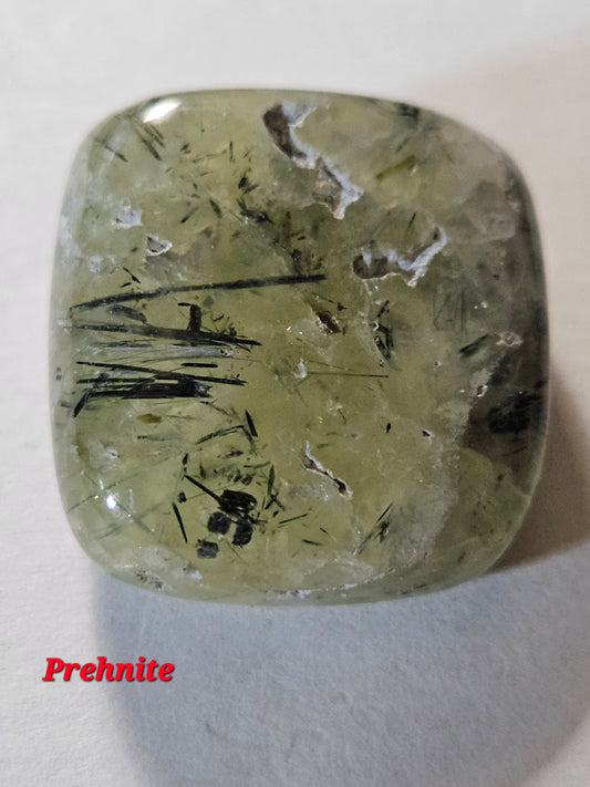 Prehnite Tumble Stone (M)