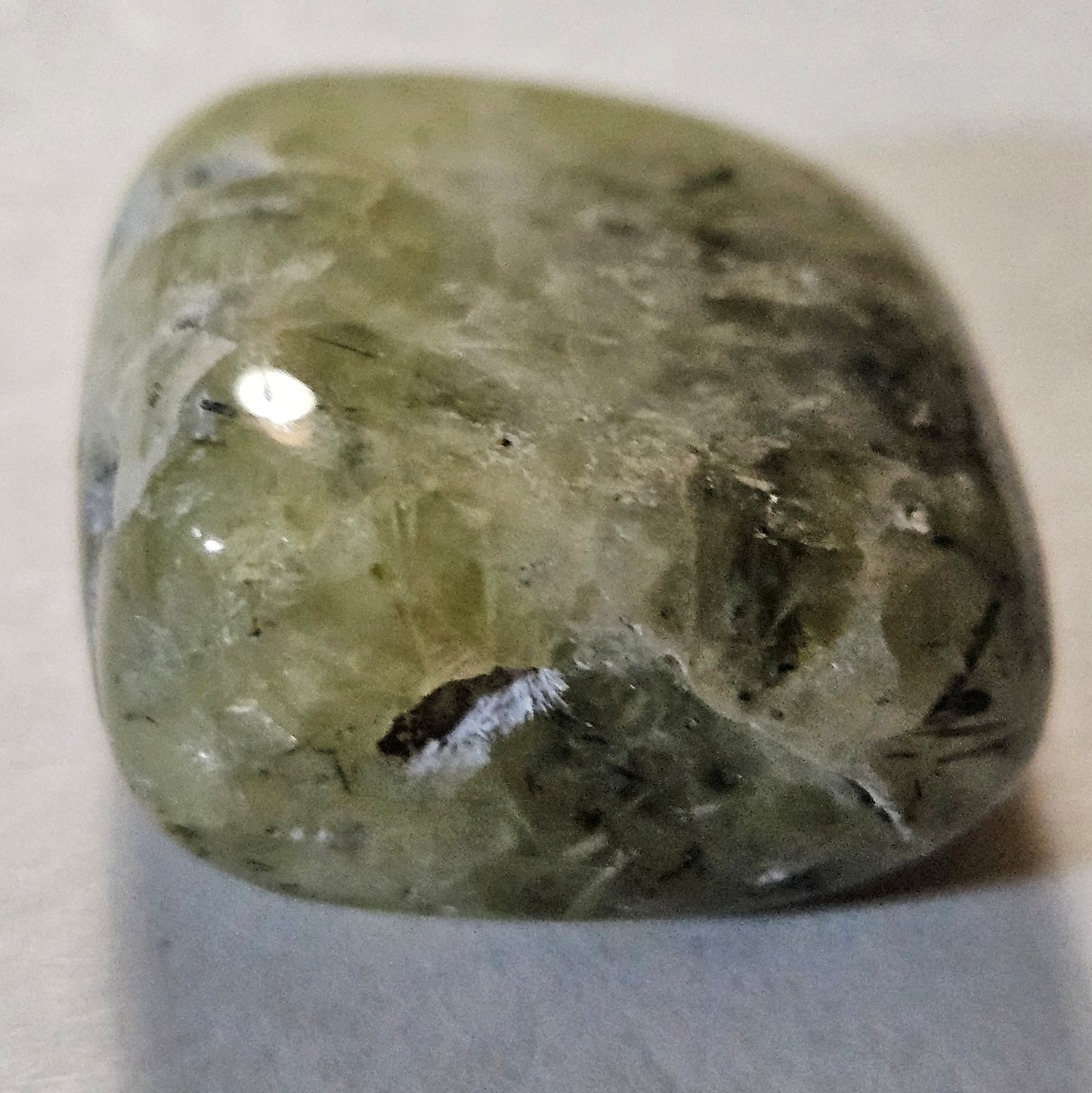 Prehnite Tumble Stone (M)