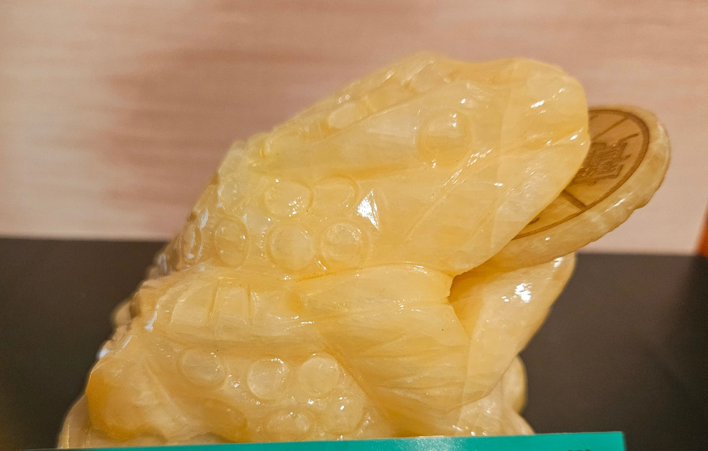 Yellow Calcite Lucky Money Frog (2)