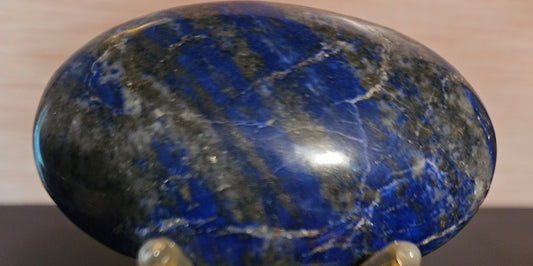 Lapis Lazuli Palm Stone (Medium)