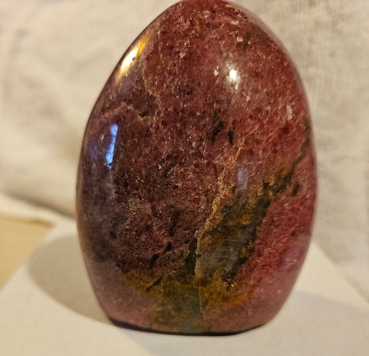 Rhodonite w/Manganese Oxide (standing FF) Madagascar [1]